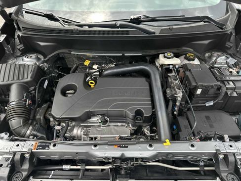 Certified 2024 Chevrolet Equinox LT FWD image 13