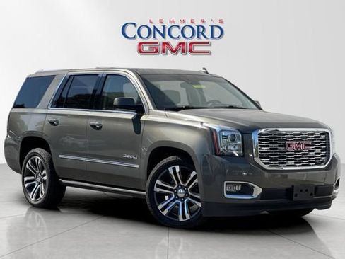 Used 2018 GMC Yukon Denali w/ Denali Ultimate Package AWD/4WD image 2