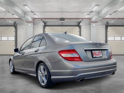 Used 2011 Mercedes-Benz C 300 4MATIC Sedan image 5