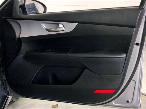 Certified 2024 Kia Forte LXS image 25