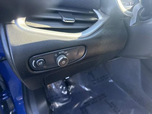 Used 2023 Chevrolet Malibu LT image 23