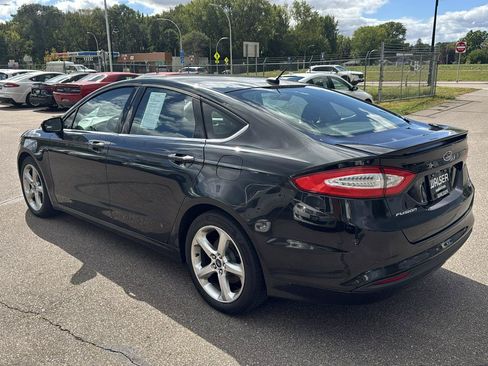 Used 2014 Ford Fusion SE FWD image 7