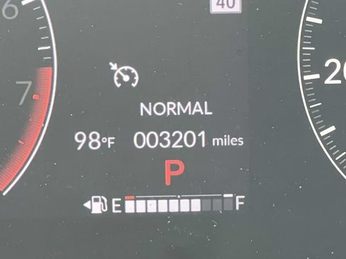 Used 2023 Honda HR-V LX image 24