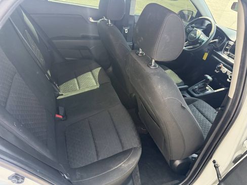Used 2022 Kia Rio LX FWD image 16