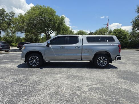 Used 2023 Chevrolet Silverado 1500 LT AWD/4WD image 9