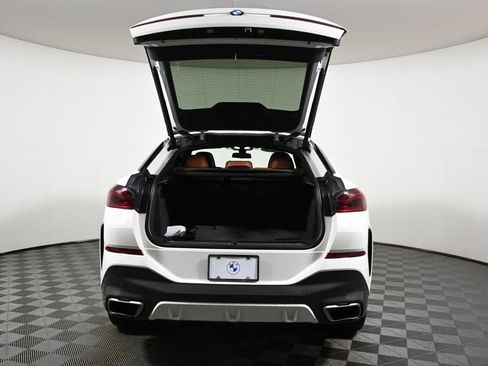 Certified 2023 BMW X6 M50i w/ Dynamic Handling Package image 38