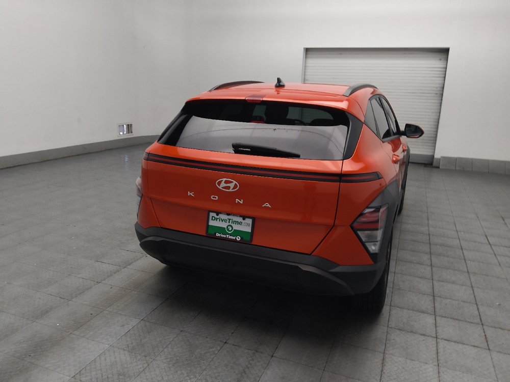 Used 2025 Hyundai Kona SEL FWD image 7
