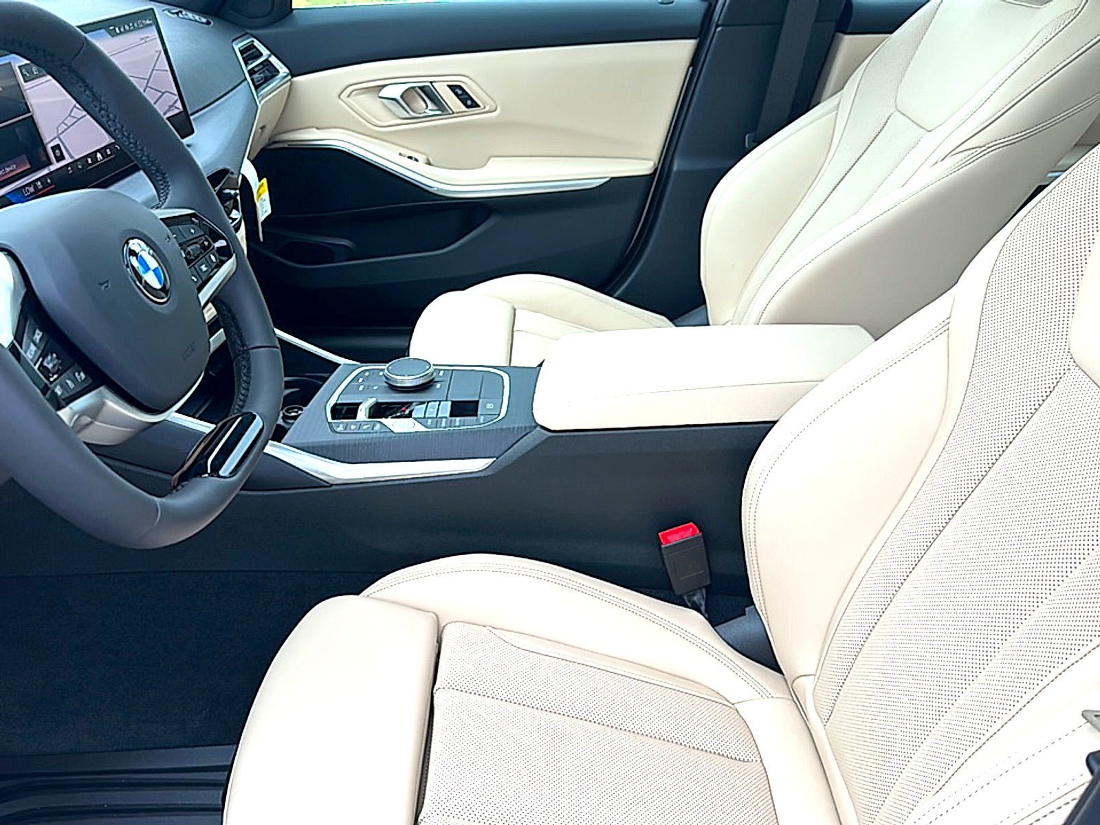 New 2026 BMW 330i Sedan w/ Premium Package RWD image 10