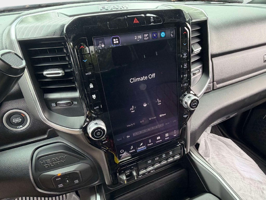 New 2026 RAM 2500 Big Horn AWD/4WD image 17