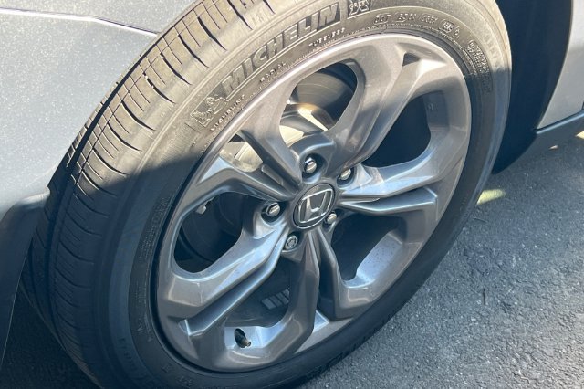 Used 2024 Honda Accord EX image 4