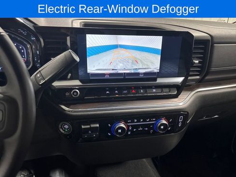 Used 2025 GMC Sierra 1500 SLT image 10