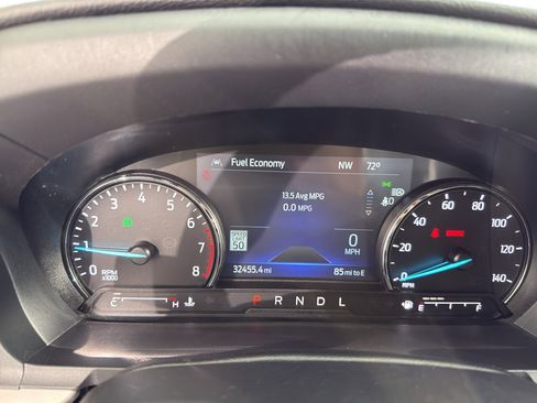 Used 2022 Ford Explorer XLT w/ Equipment Group 202A image 26