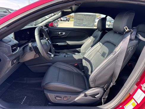 New 2026 Ford Mustang Premium image 4