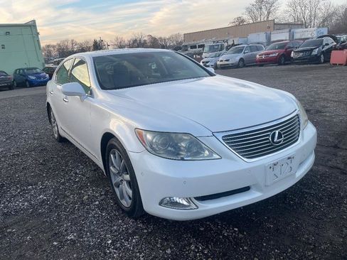 Used 2008 Lexus LS 460 image 3