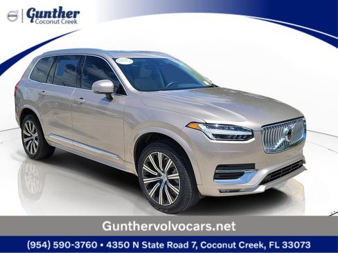 Certified 2025 Volvo XC90 B6 Core AWD/4WD image 1