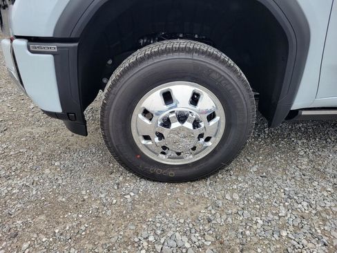 New 2026 GMC Sierra 3500 Denali w/ Denali Reserve Package image 10