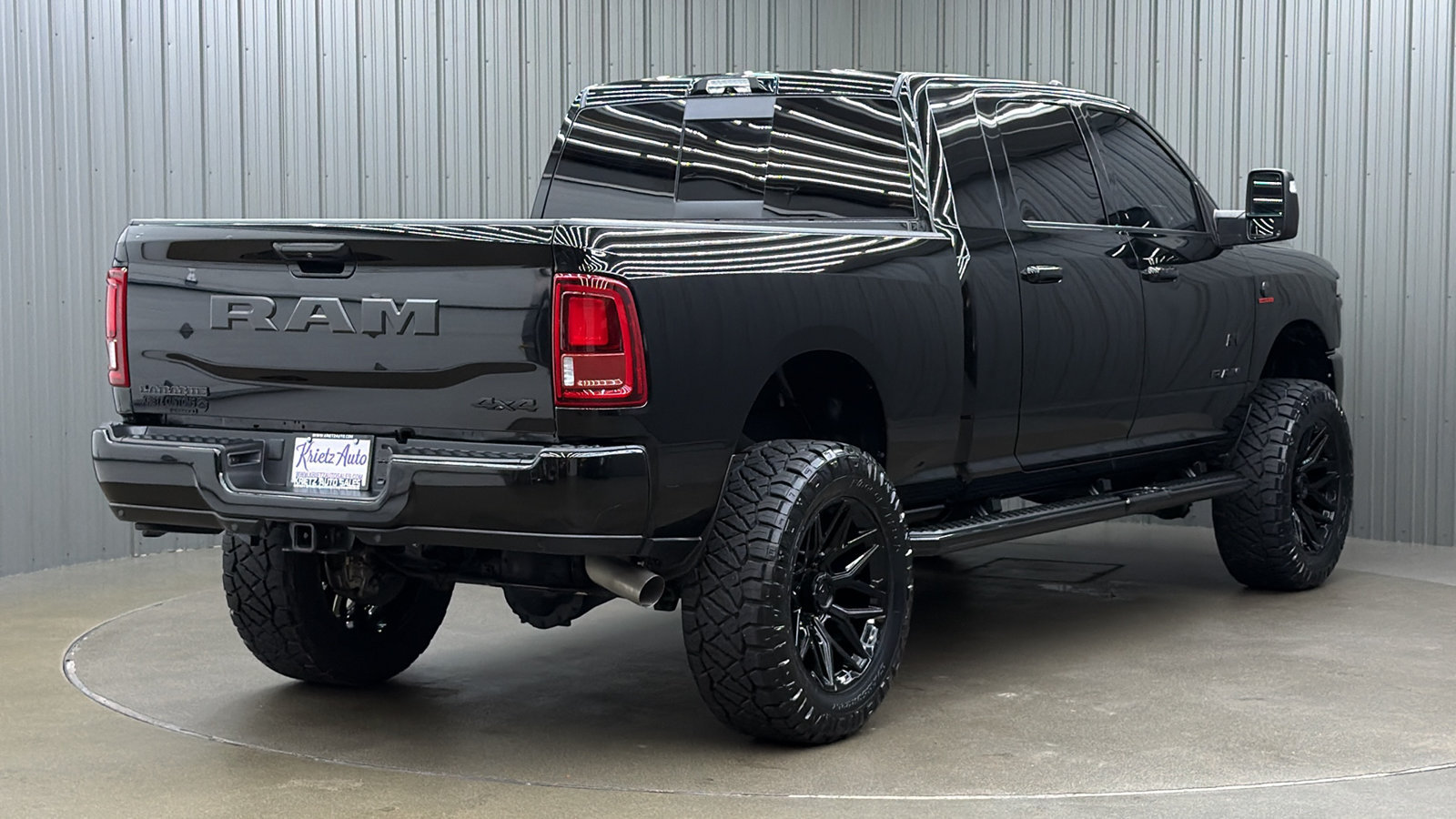 Used 2025 RAM 2500 Laramie w/ Night Edition AWD/4WD image 5