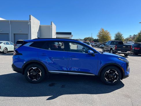 New 2026 Kia Sportage EX w/ EX Panorama Roof Package image 9