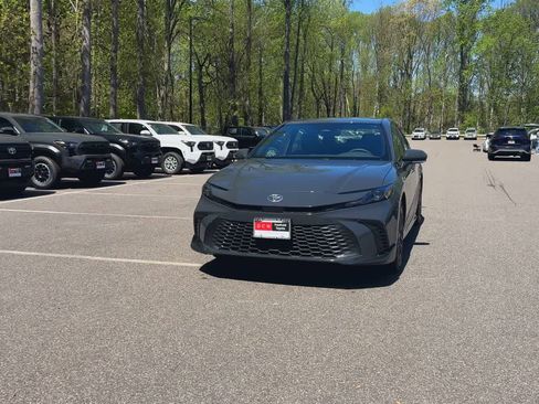 New 2026 Toyota Camry SE AWD/4WD image 3