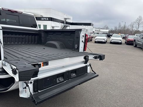 Used 2024 GMC Sierra 3500 Denali Ultimate image 34