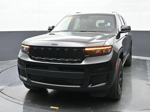 Used 2024 Jeep Grand Cherokee L Laredo AWD/4WD image 7