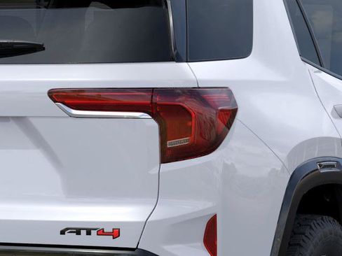 New 2026 GMC Terrain AT4 w/ Technology Package II AWD/4WD image 11