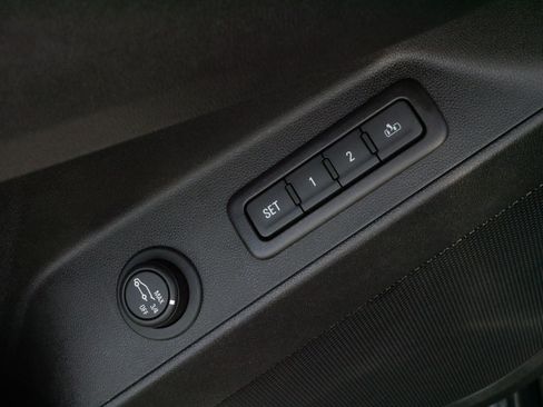 Used 2019 Chevrolet Equinox Premier AWD/4WD image 19