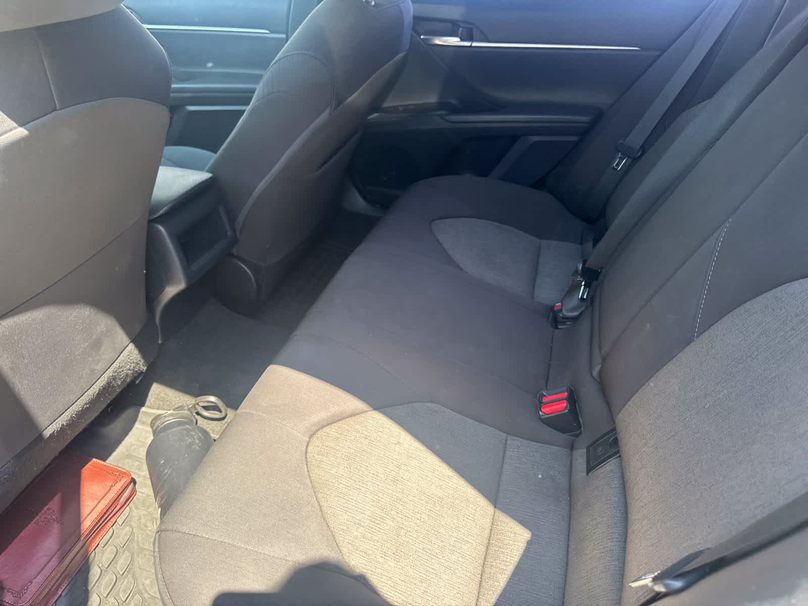 Used 2021 Toyota Camry LE FWD image 11