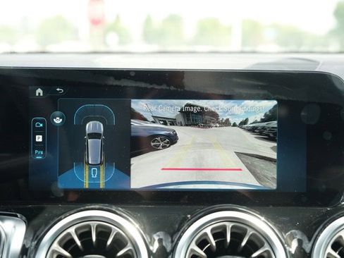Certified 2026 Mercedes-Benz GLB 250 4MATIC image 26