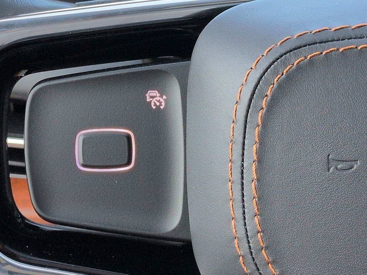 New 2026 Lincoln Navigator Black Label AWD/4WD image 25