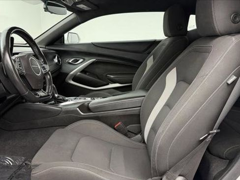 Used 2023 Chevrolet Camaro LT RWD image 14