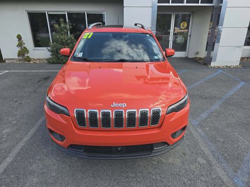 Used 2021 Jeep Cherokee Latitude Lux w/ Sun & Sound Group image 8