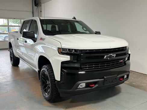 Used 2022 Chevrolet Silverado 1500 LT Trail Boss w/ Convenience Package II AWD/4WD image 5