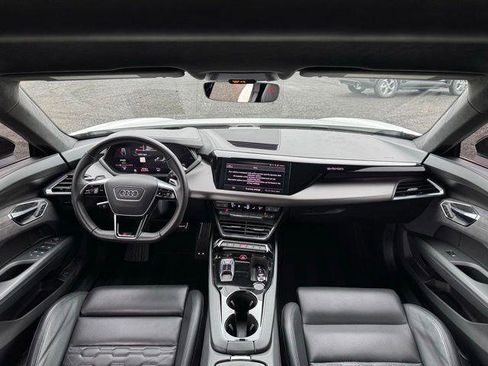 Used 2023 Audi RS e-tron GT w/ Carbon Performance Package AWD/4WD image 18