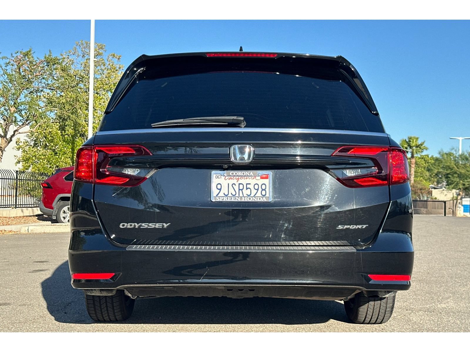 Used 2024 Honda Odyssey Sport image 4