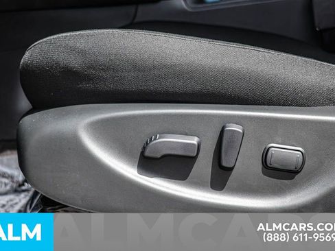 Used 2025 Nissan Leaf SV Plus image 25