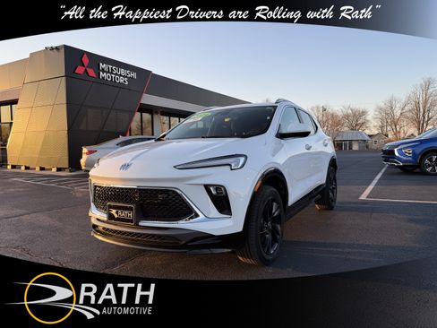 Used 2024 Buick Encore GX Sport Touring image 4