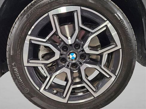Used 2025 BMW X2 xDrive28i AWD/4WD image 23