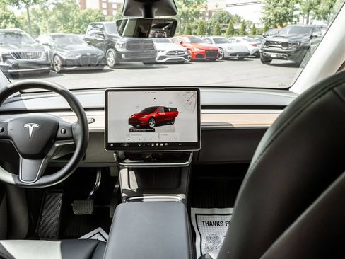 Used 2023 Tesla Model Y Long Range AWD/4WD image 7