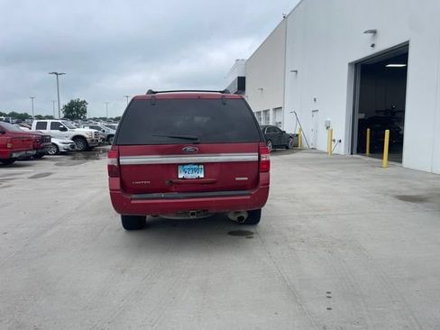 Used 2017 Ford Expedition EL Limited w/ Equipment Group 301A RWD image 4