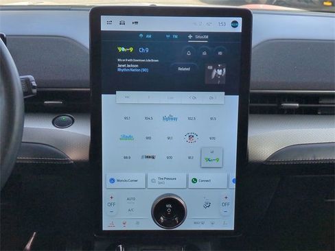 Used 2021 Ford Mustang Mach-E Select w/ Comfort/Appearance Package image 16