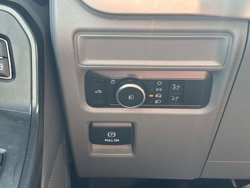 Used 2022 Ford F150 XL w/ Equipment Group 101A High AWD/4WD image 23
