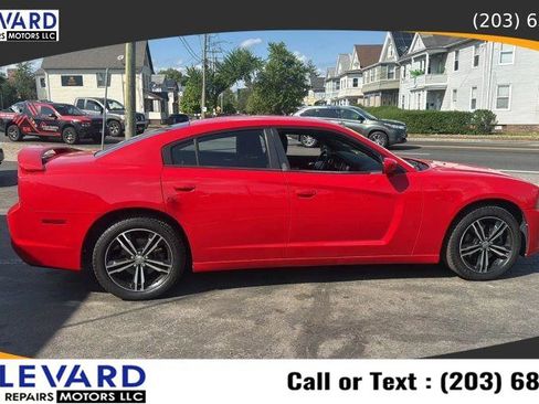 Used 2014 Dodge Charger SXT AWD/4WD image 8