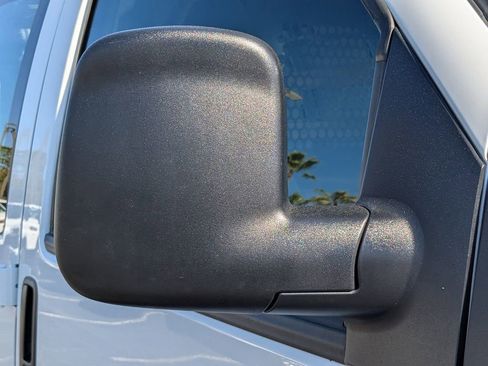 Used 2024 GMC Savana 2500 w/ Driver Convenience Package image 12