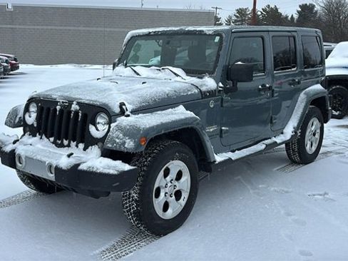 Used 2014 Jeep Wrangler Unlimited Sahara w/ Connectivity Group image 3