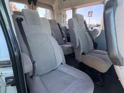 Used 2018 Ford Transit 350 XLT RWD image 9