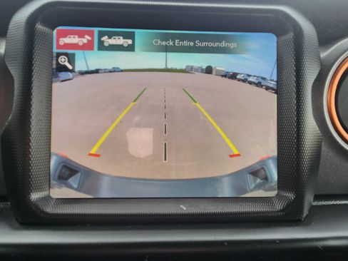 Used 2022 Jeep Gladiator Mojave w/ LED Lighting Group image 14