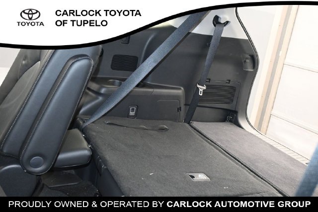Used 2025 Toyota Highlander Platinum AWD/4WD image 19