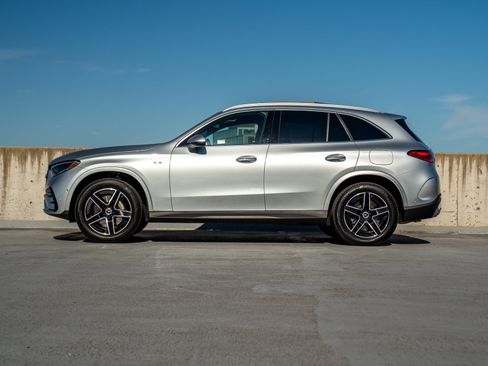 Certified 2025 Mercedes-Benz GLC 350e 4MATIC image 3