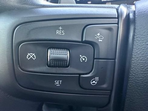 Used 2022 GMC Sierra 1500 AT4 w/ AT4 Premium Package AWD/4WD image 13